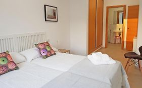 Sunny Apartment Great For Cycling, 300Mb Wifi